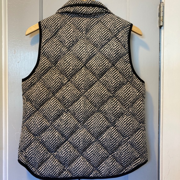 J. Crew Vest in EUC - Picture 2 of 3